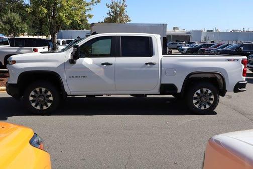 2026 Chevrolet Silverado 2500 Custom