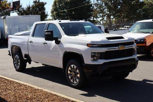 2026 Chevrolet Silverado 2500 Custom