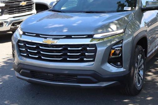 Sterling Gray Metallic 2026 Chevrolet Equinox LT