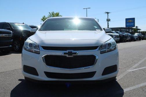 Summit White 2015 Chevrolet Malibu 1LT