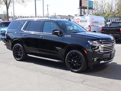 Black 2022 Chevrolet Tahoe High Country