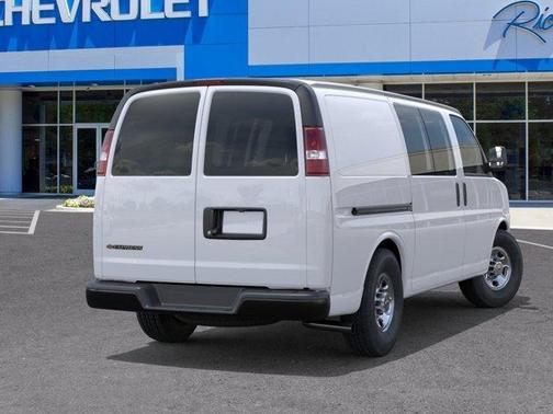 Summit White 2026 Chevrolet Express 2500 Work Van