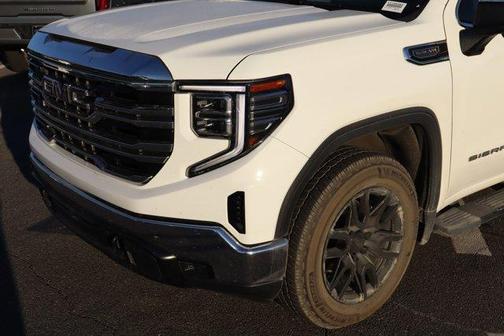2022 GMC Sierra 1500 SLT