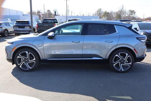 2026 Chevrolet Equinox EV LT 2