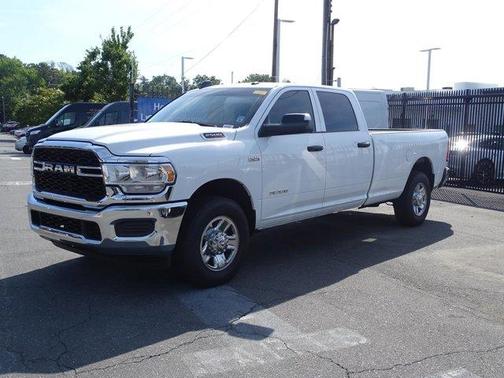 Photo 4 of 44 of 2021 RAM 2500 Tradesman