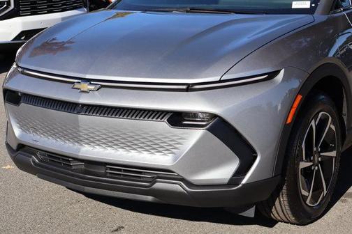 2026 Chevrolet Equinox EV LT 2