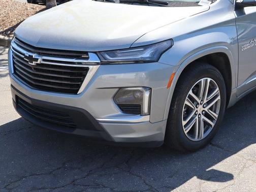 Sterling Gray Metallic 2023 Chevrolet Traverse High Country
