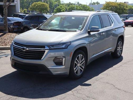 Sterling Gray Metallic 2023 Chevrolet Traverse High Country