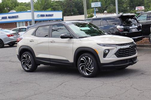 White Sand 2026 Chevrolet Trailblazer RS
