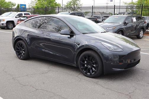 2024 Tesla Model Y Long Range