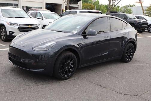 2024 Tesla Model Y Long Range