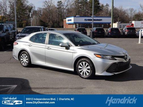2018 Toyota Camry Hybrid LE