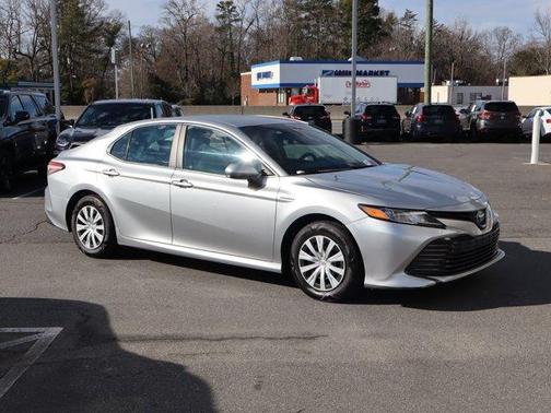 2018 Toyota Camry Hybrid LE
