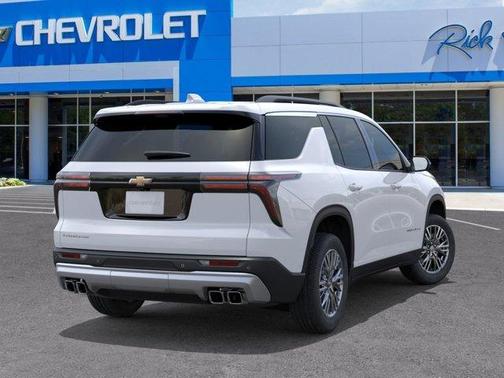 Polar White 2026 Chevrolet Traverse LT
