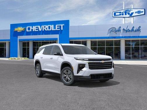Polar White 2026 Chevrolet Traverse LT