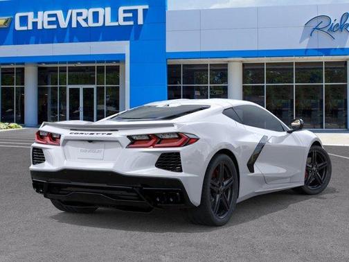 Arctic White 2026 Chevrolet Corvette Stingray w/1LT