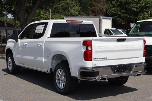 Summit White 2026 Chevrolet Silverado 1500 LT