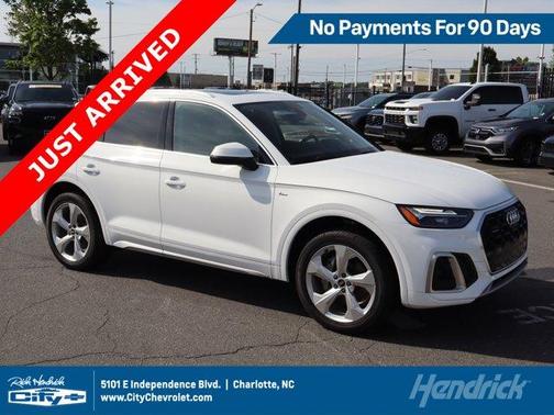 Ibis White 2022 Audi Q5 45 S line Premium Plus