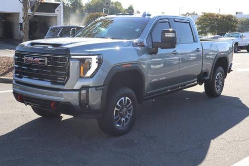 2024 GMC Sierra 2500 AT4