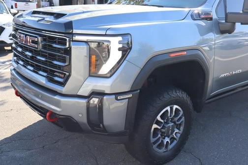 2024 GMC Sierra 2500 AT4