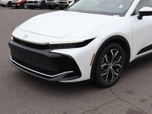 2024 Toyota Crown Limited