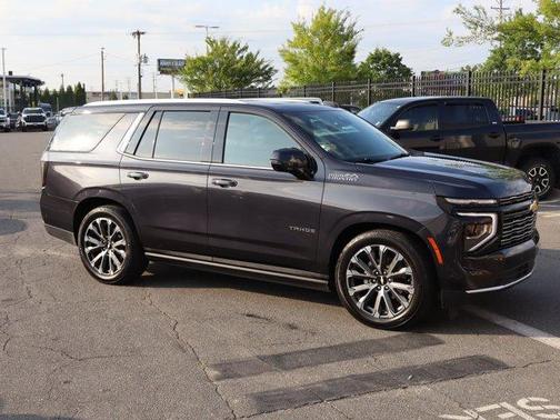 Dark Ash Metallic 2025 Chevrolet Tahoe High Country