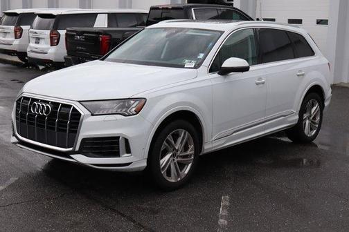 2023 Audi Q7 55 Premium Plus