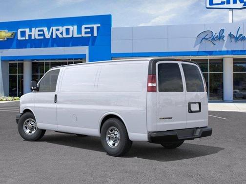 Summit White 2026 Chevrolet Express 2500 Work Van