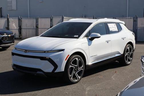 2026 Chevrolet Equinox EV LT 2