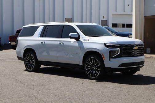Polar White 2026 Chevrolet Suburban High Country