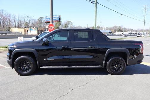 2025 Chevrolet Silverado EV LT