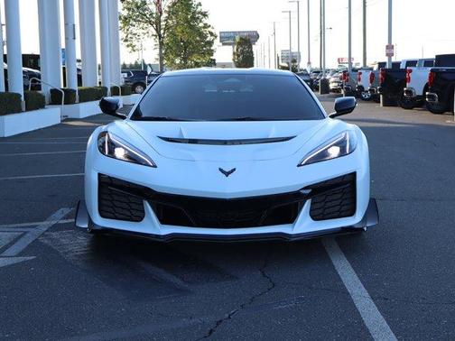 Arctic White 2026 Chevrolet Corvette ZR1