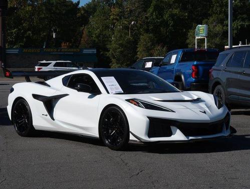 Arctic White 2026 Chevrolet Corvette ZR1
