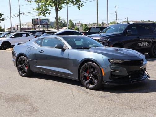Shadow Gray Metallic 2020 Chevrolet Camaro 1SS