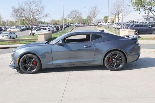Shadow Gray Metallic 2020 Chevrolet Camaro 1SS