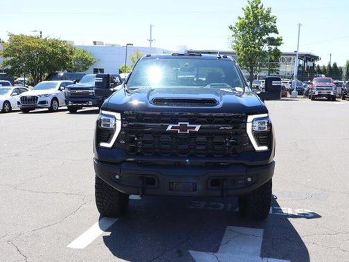 Black 2024 Chevrolet Silverado 2500 ZR2