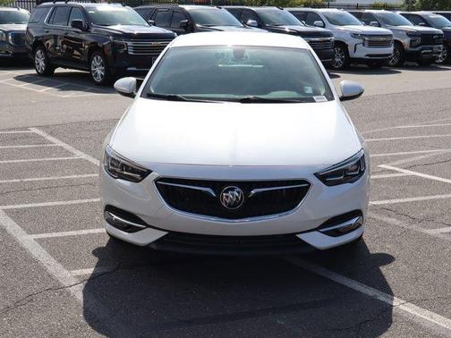 White Frost Tri-Coat 2019 Buick Regal Sportback Essence