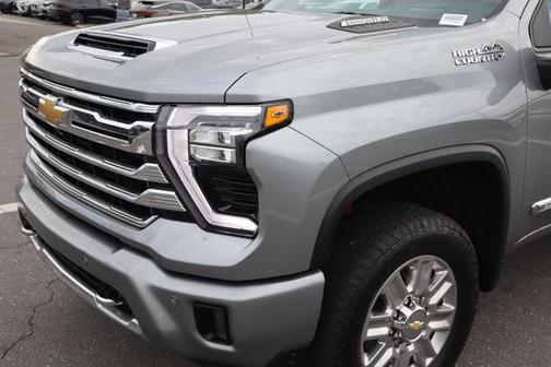 2025 Chevrolet Silverado 2500 High Country