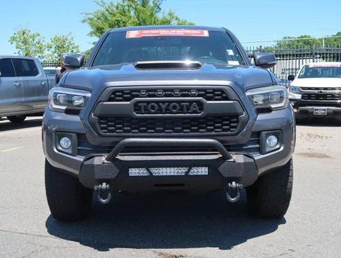 Magnetic Gray Metallic 2018 Toyota Tacoma TRD Sport
