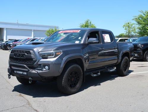 Magnetic Gray Metallic 2018 Toyota Tacoma TRD Sport