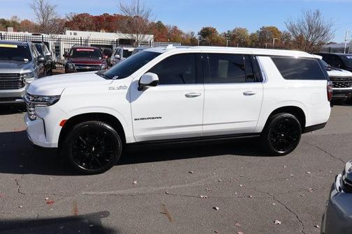 2023 Chevrolet Suburban High Country