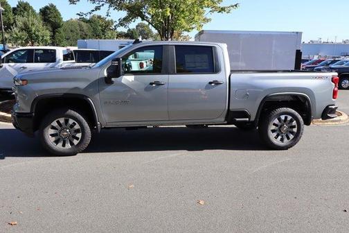 2026 Chevrolet Silverado 2500 Custom