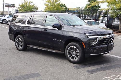2025 Chevrolet Suburban LS