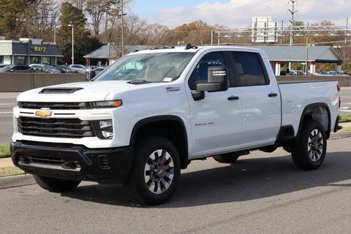 2026 Chevrolet Silverado 2500 Custom