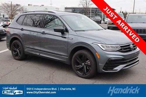 2023 Volkswagen Tiguan 2.0T SE R-Line Black