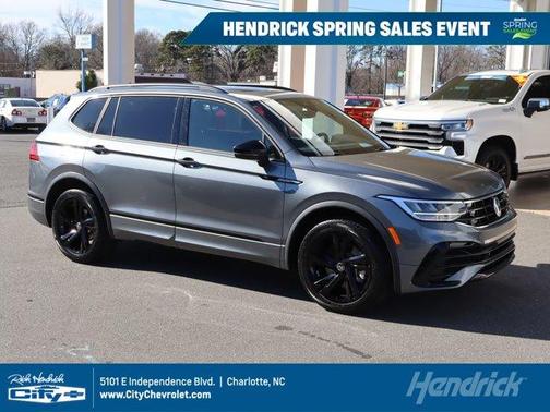 2023 Volkswagen Tiguan 2.0T SE R-Line Black