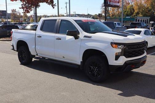 2023 Chevrolet Silverado 1500 Custom Trail Boss