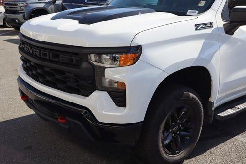 2023 Chevrolet Silverado 1500 Custom Trail Boss