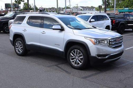 2017 GMC Acadia SLE-2