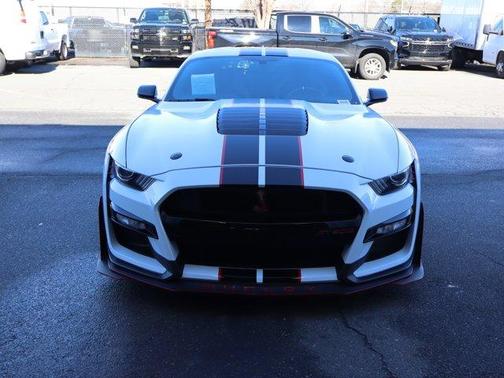 2020 Ford Shelby GT500 Base